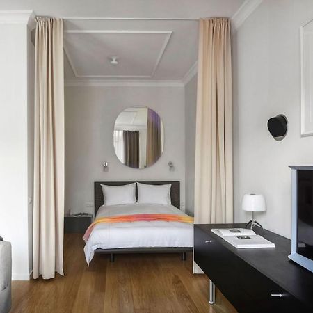 Design Studio Apartment With Balcony By Hostlovers Kaunas Buitenkant foto