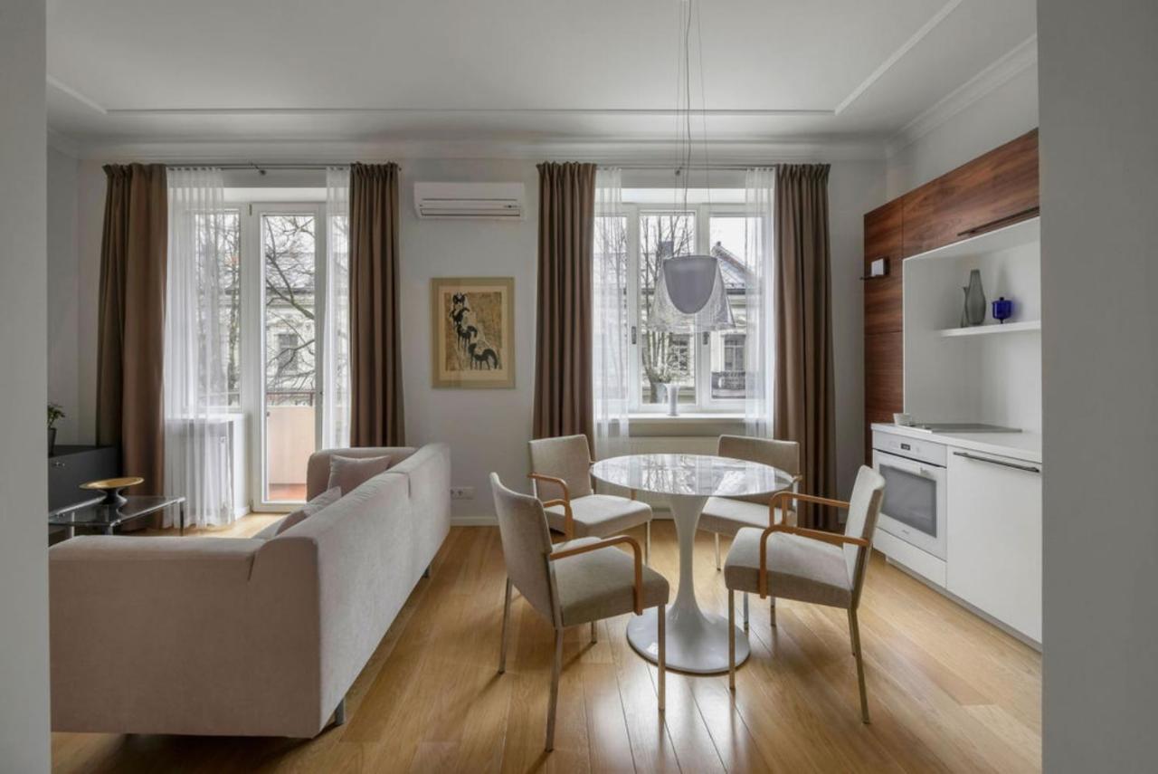Design Studio Apartment With Balcony By Hostlovers Kaunas Buitenkant foto