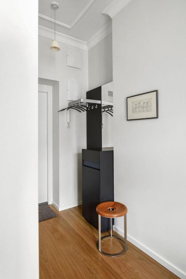 Design Studio Apartment With Balcony By Hostlovers Kaunas Buitenkant foto
