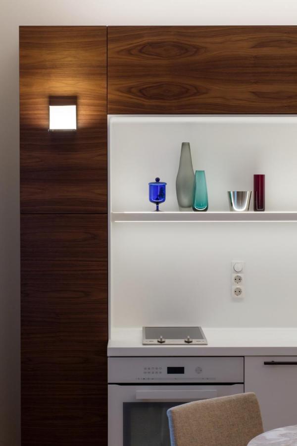 Design Studio Apartment With Balcony By Hostlovers Kaunas Buitenkant foto