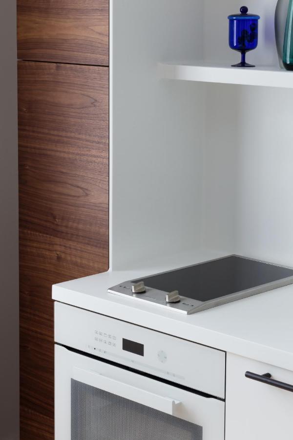 Design Studio Apartment With Balcony By Hostlovers Kaunas Buitenkant foto